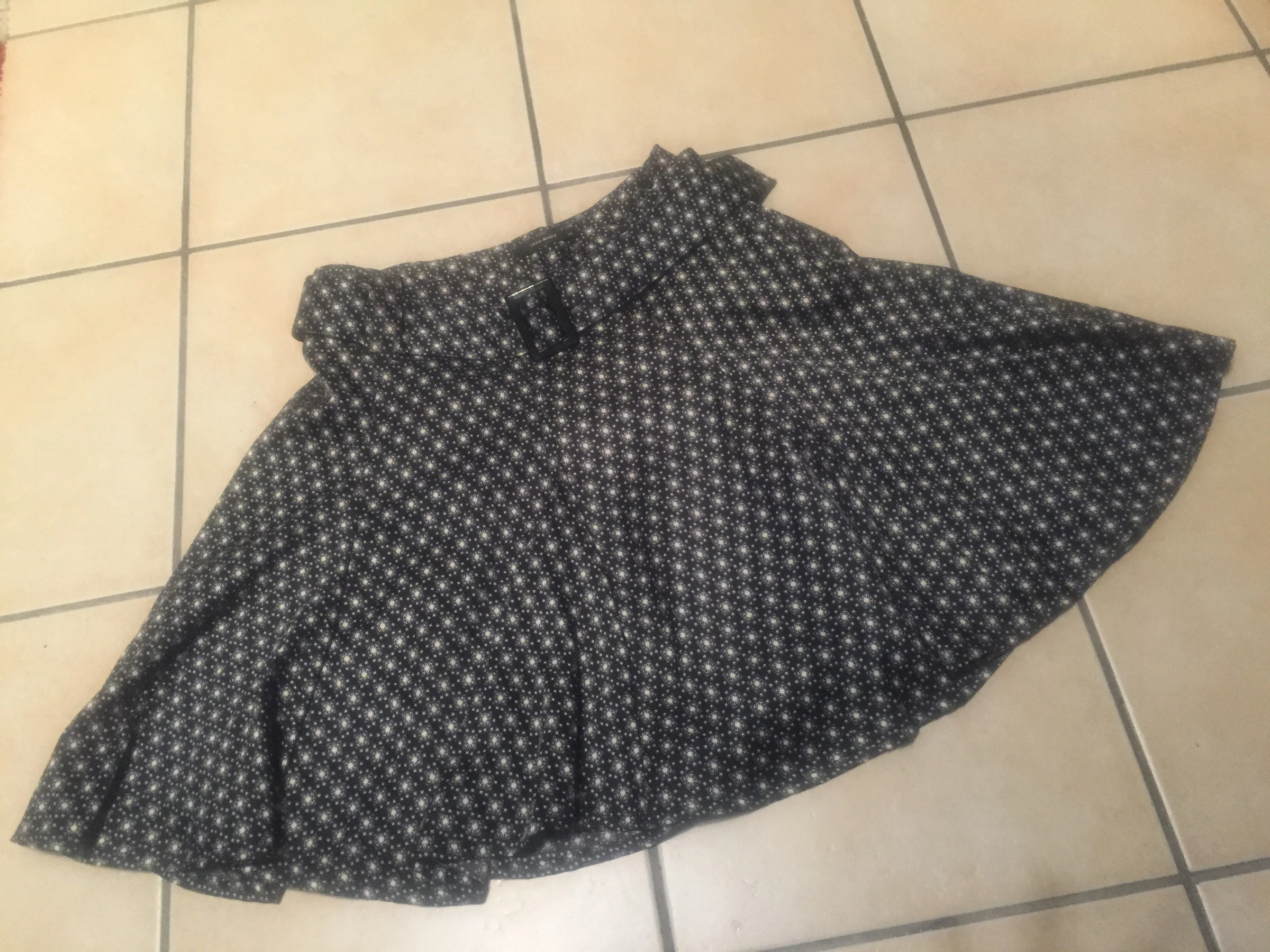 Black dancer skirt with cream patterns – photo 3